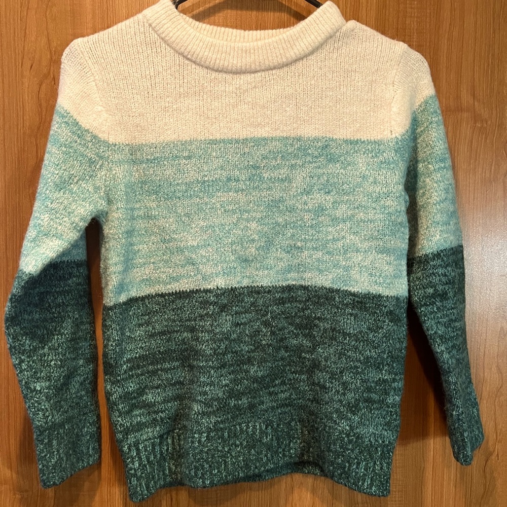 H&M 6x/7 multi-colored sweater.